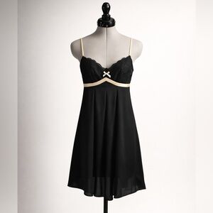 Elle MacPherson 100% Silk and Lace Chemise, contrast silk trim, black/cream, szS